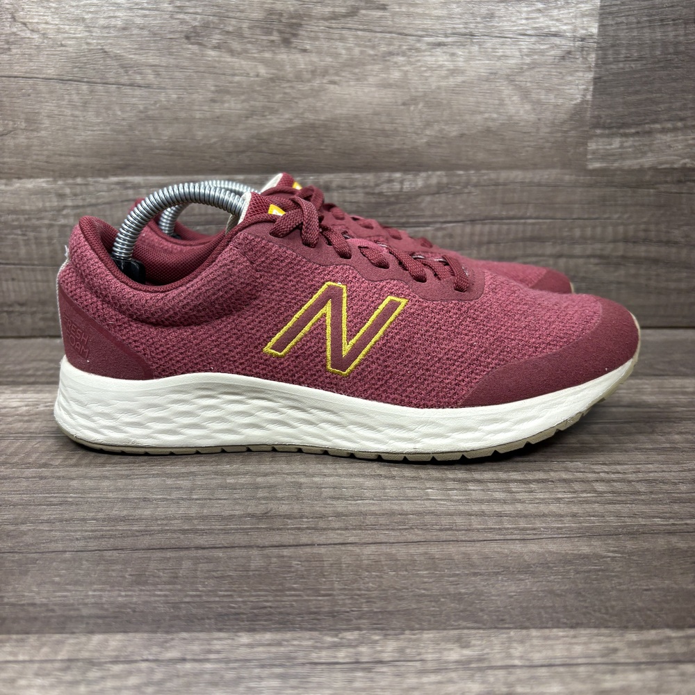 New Balance Fresh Foam Arishi v3 Red Gold Womens US Size 7 WARISMR3 Running Shoe